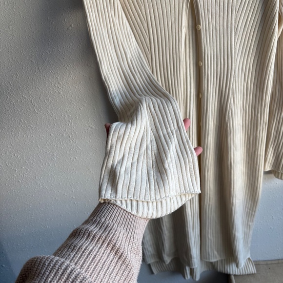 UNIQLO x MAME KUROGOUCHI Women's White Knit Ribbed Long Sleeve Cardigan Sweater - Picture 4 of 7